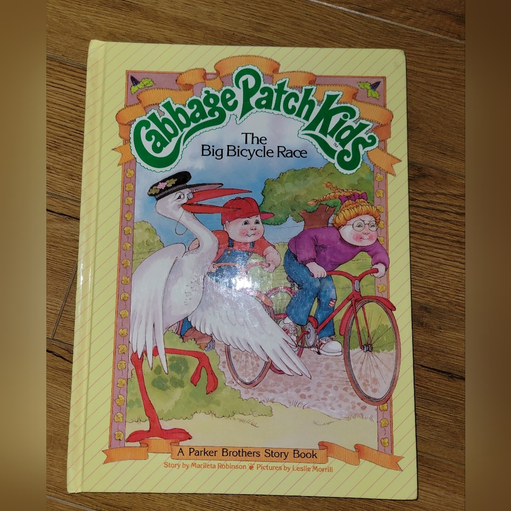 Vintage 1984 Cabbage Patch Kids "The Big Bicycle Race" Hardcover Book
